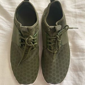 Nike olive green shoes Size 10